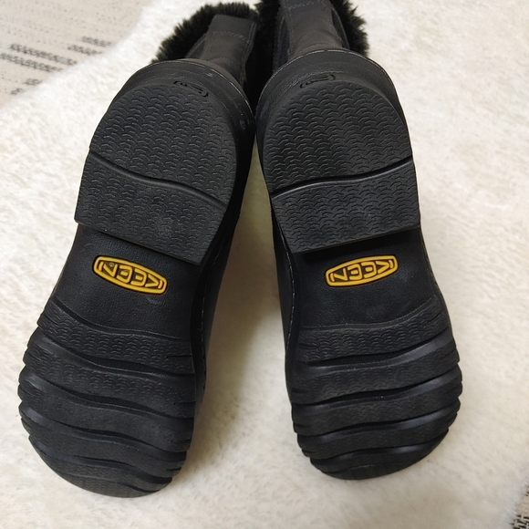 KEEN Wapato leather boots 7.5 - Picture 11 of 14